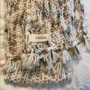 Fossil scarf.